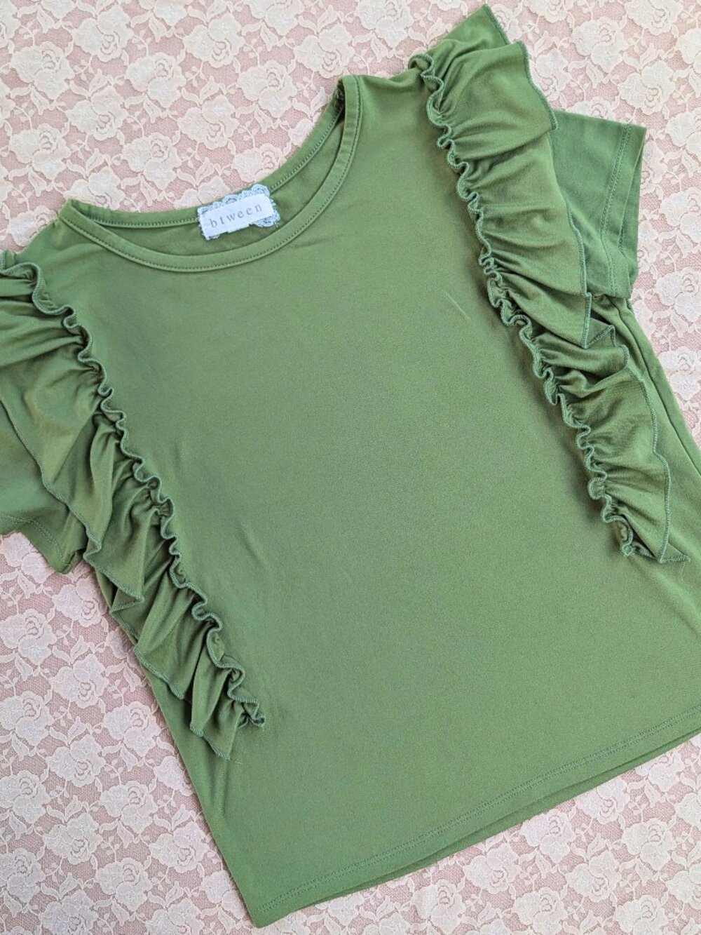 EUC Btween green ruffle top size youth 12